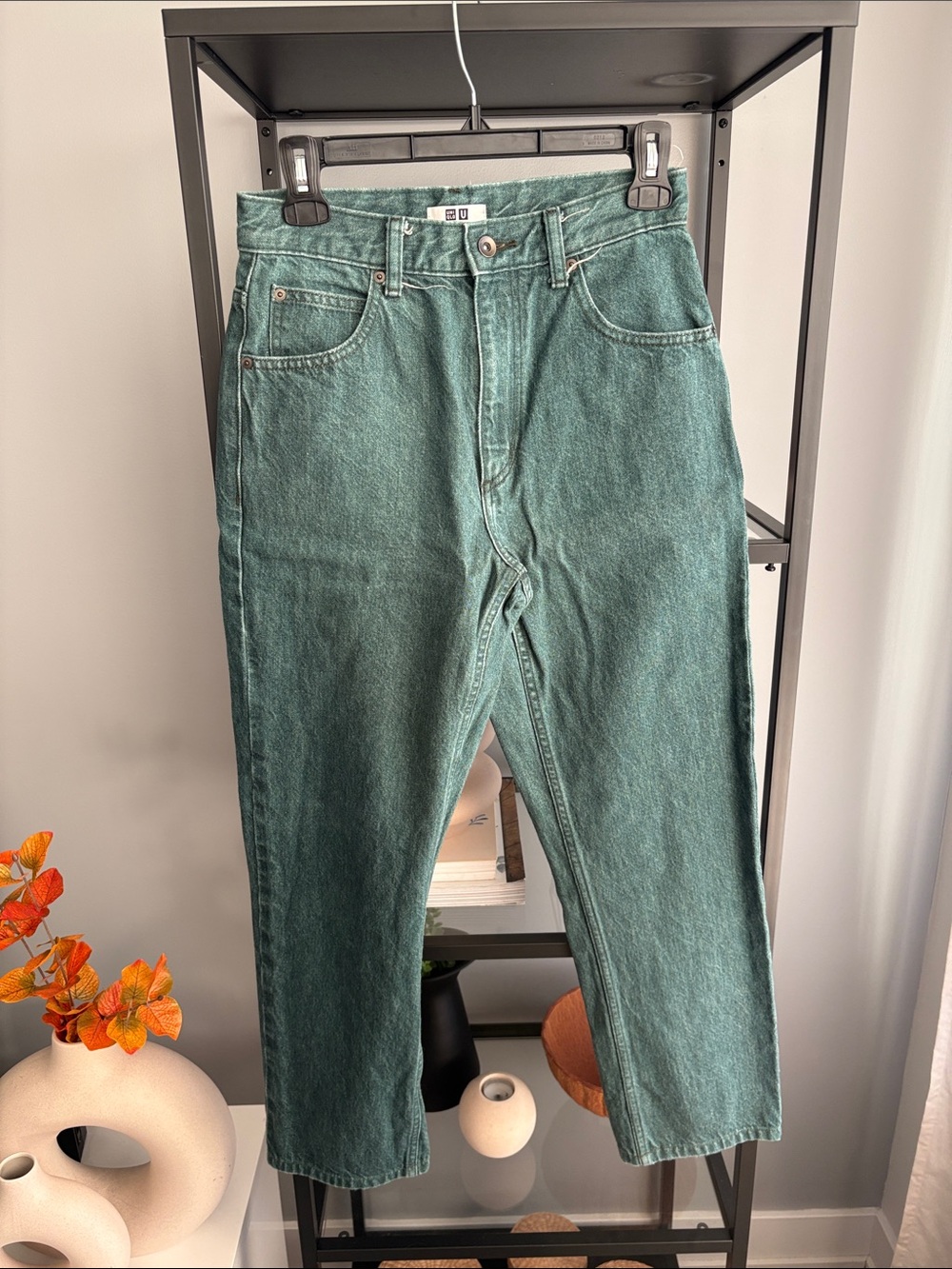 182 Uniqlo woman’s Teal Green Relaxed Jeans